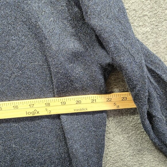 Artefact Sweater Mens 2XL Gray V Neck 100% Merino Wool Lightweight Knit - Picture 7 of 7